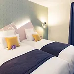 Mercure Centre Porte Du Luxembourg 4*