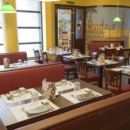 Mercure Centre Porte Du Luxembourg 4*