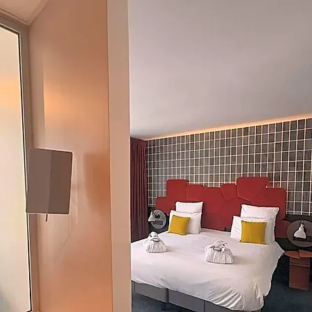 酒店 Mercure Centre Porte Du Luxembourg 4*