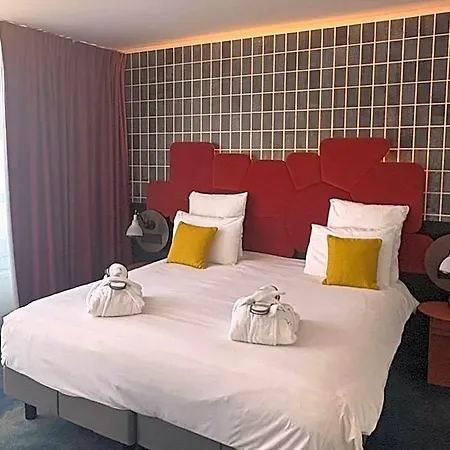 Mercure Centre Porte Du Luxembourg 4*