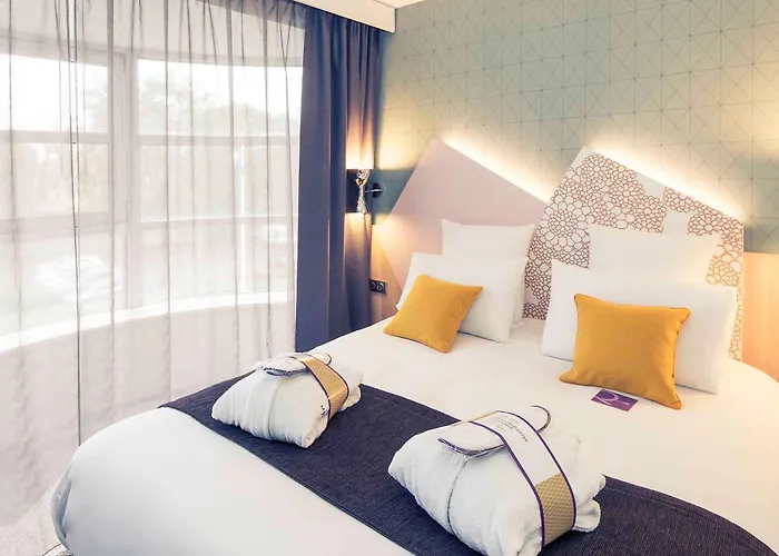 Hotel Mercure Centre Porte Du Luxembourg 4*