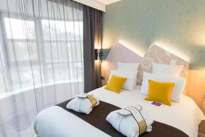 Hotel Mercure Centre Porte Du Luxembourg 4*