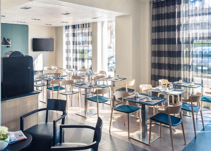 Mercure Centre Porte Du Luxembourg 4*