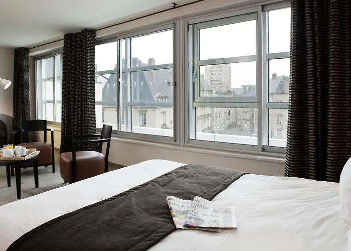 Mercure Centre Porte Du Luxembourg Hotel 4*