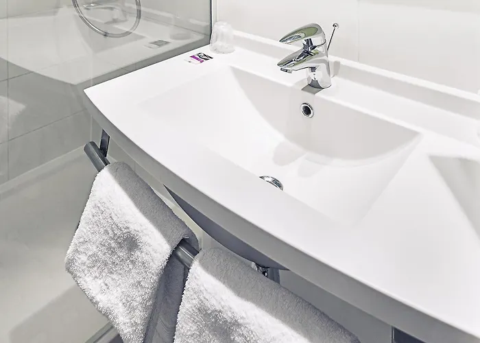 Mercure Centre Porte Du Luxembourg 4*