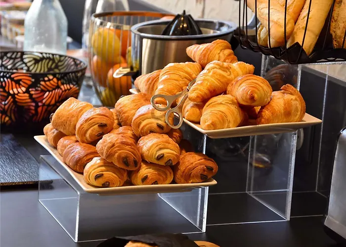 Hotel Mercure Centre Porte Du Luxembourg 4*